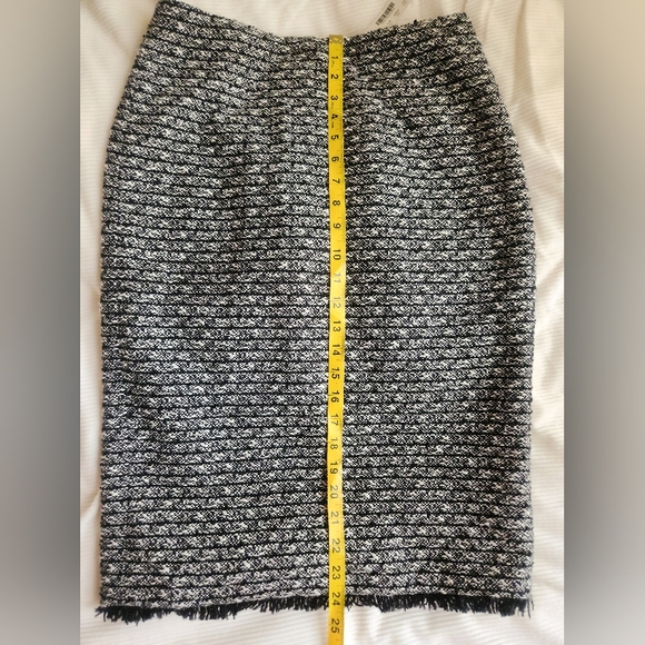 J.crew set woven Tweed Fringe Cropped Jacket/Blazer 4 & skirt 2 navy/off white - Picture 12 of 16
